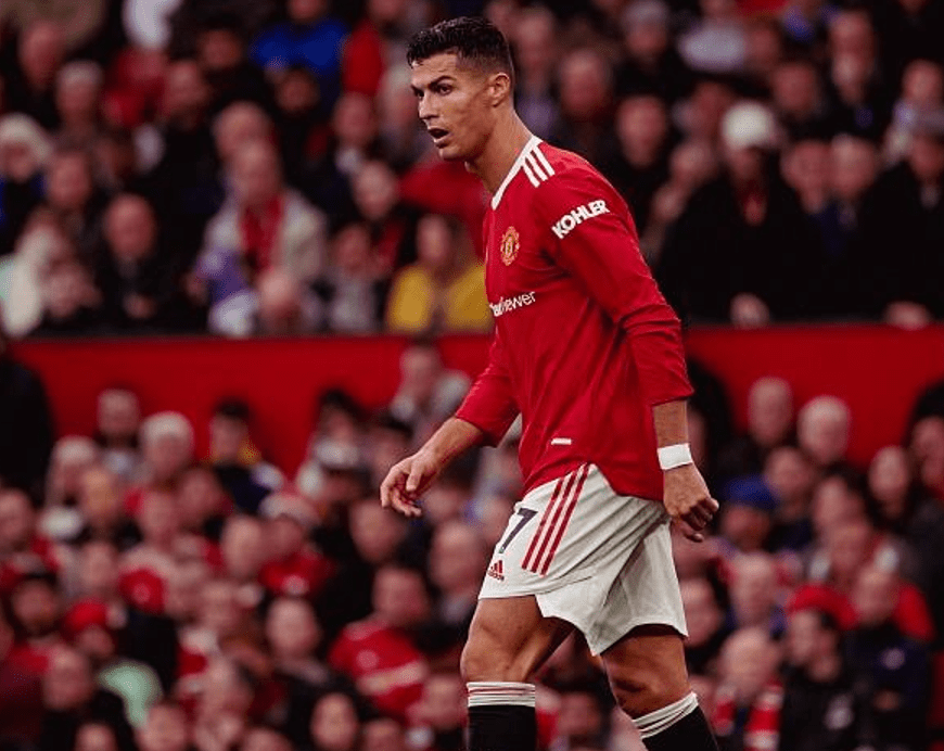 包含冲刺阶段多特蒙德调整名单以备意大利杯；内部沟通环节打磨；媒体盛赞；球探报告显示潜力的词条